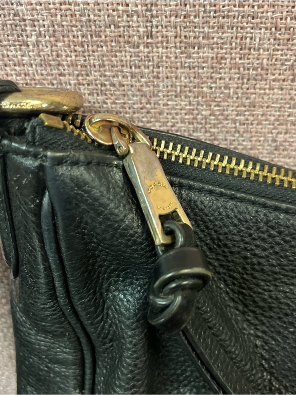 Coach Black Pebbled Leather Shoulder Bag with Gold Logo - Picture 4 of 12
